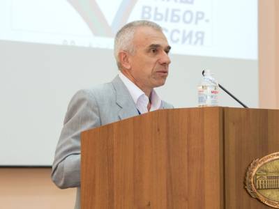 Участники международной конференции "Россия - стратегический выбор приднестровского народа" в ПГУ продолжили обсуждение темы 