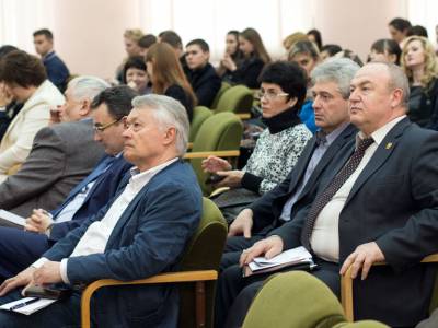 О значении научной школы профессора В.Н. Яковлева говорили в ходе пленарного заседания международной конференции в ПГУ