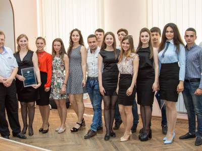 На экономическом факультете чествовали победителей и призеров студенческой конференции 2017 года