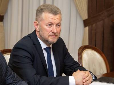Коллектив ПГУ поздравляет ректора с Днём рождения