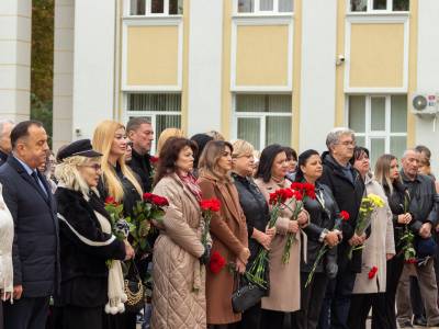 Мемориальная доска памяти В.В. Соколова