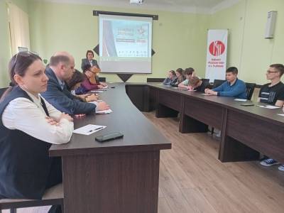 Сохраняя память Победы