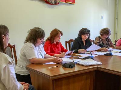 Распределение выпускников ФФКиС