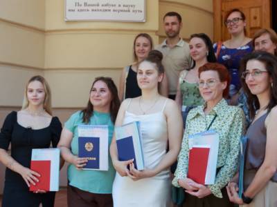 Вручение дипломов выпускникам АТФ