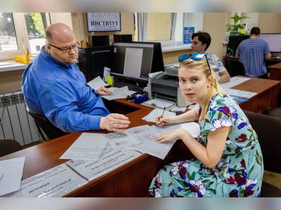 Абитуриентам ПГУ: направим и поможем