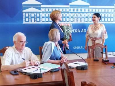 Тепло поздравили с юбилеем