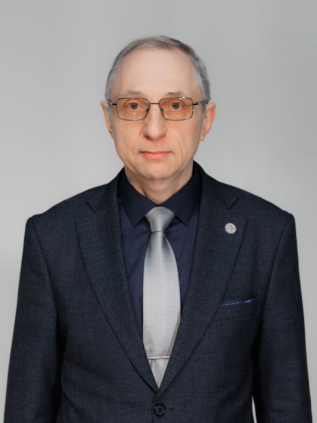 Долгов Алексей Юрьевич Долгов Алексей Юрьевич